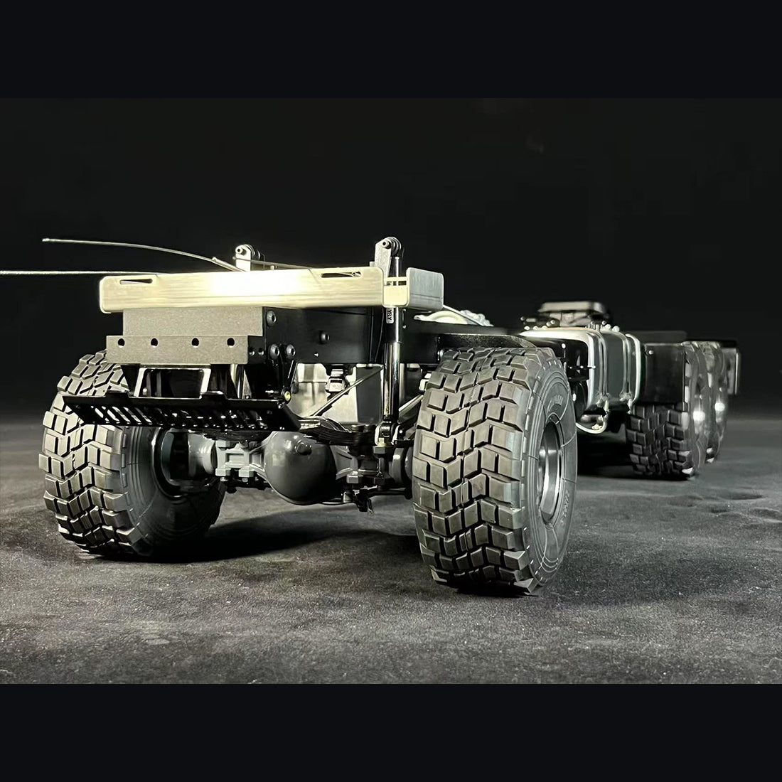 1/14 6x6 RCオフロードトラック 2.4GHz デュアルアクチュエーター 機械式トランスミッション RTR