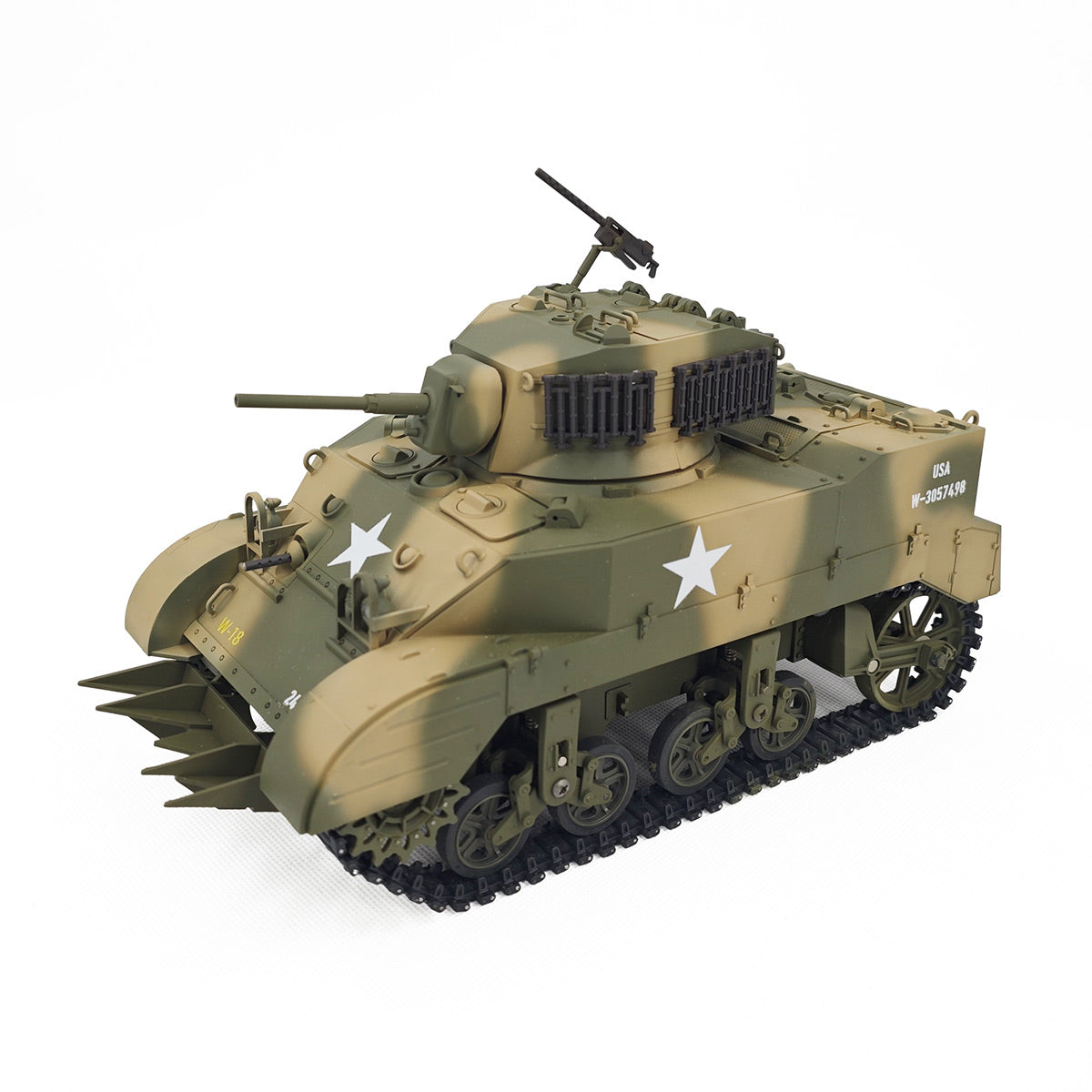 1/16 米軍M5A1スチュアート軽戦車 RC 2.4G 影仕上げ 排気スモーク 2段階速度 バッテリー2本付き