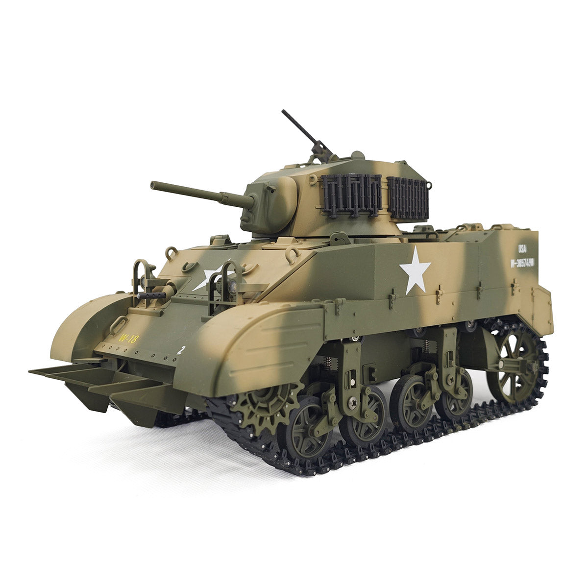 1/16 米軍M5A1スチュアート軽戦車 RC 2.4G 影仕上げ 排気スモーク 2段階速度 バッテリー2本付き