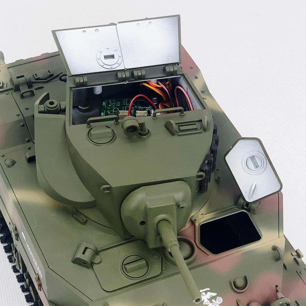 1/16 米軍M5A1スチュアート軽戦車 RC 2.4G 影仕上げ 排気スモーク 2段階速度 バッテリー2本付き