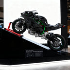 1/6 H2Rトラックエディション合金バイク模型｜航空アルミCNC切削 ダブル排気煙 チェーン&クラッチ機械可動 点火・サウンド・ライト 隠し収納設計