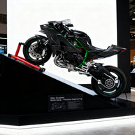 1/6 H2Rトラックエディション合金バイク模型｜航空アルミCNC切削 ダブル排気煙 チェーン&クラッチ機械可動 点火・サウンド・ライト 隠し収納設計|RTRHOBBYJP