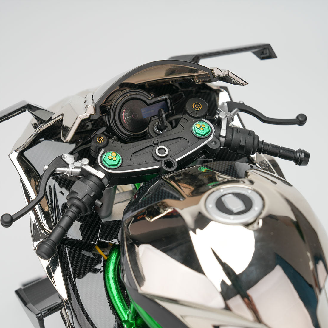 1/6 H2Rトラックエディション合金バイク模型｜航空アルミCNC切削 ダブル排気煙 チェーン&クラッチ機械可動 点火・サウンド・ライト 隠し収納設計