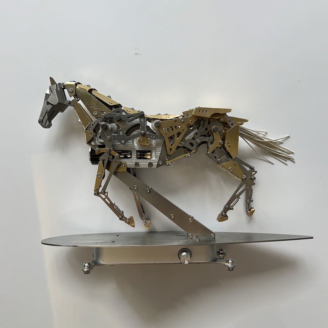 3Dメタル機械馬模型 300+PCS フルメタルDIY組立彫刻 ブラシレスモーター可動 インダストリアルディスプレイ