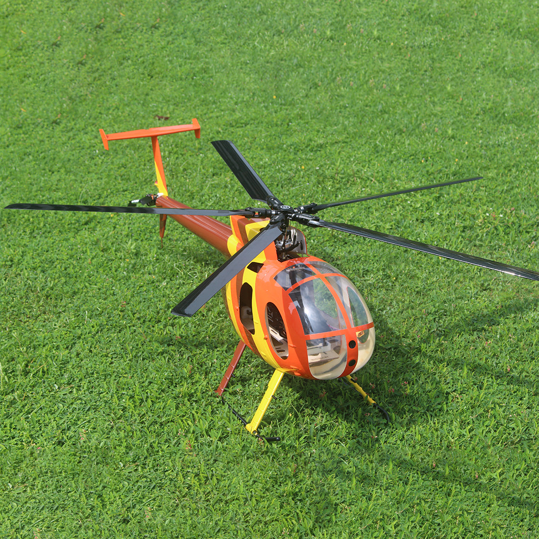 FLISHRC FL500 MD500 500クラス RCヘリコプター 2.4G 6CH FLISHRC L7飛行制御 GPS4方式測位 RTF版
