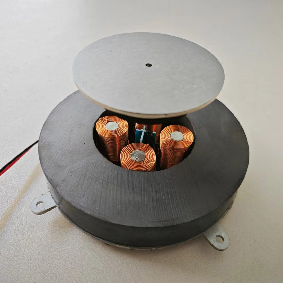DIY磁気浮遊キット 耐荷重800-1000g 空中浮遊回転 マグネティックサスペンション 科学実験知育玩具 ハイテクデスク装飾