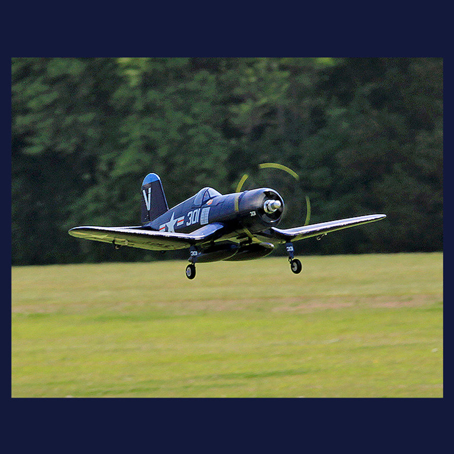 F4U 2.4G 4CH RC飛行機 800mm翼幅 EPP固定翼 第二次世界大戦スケールモデル RTF