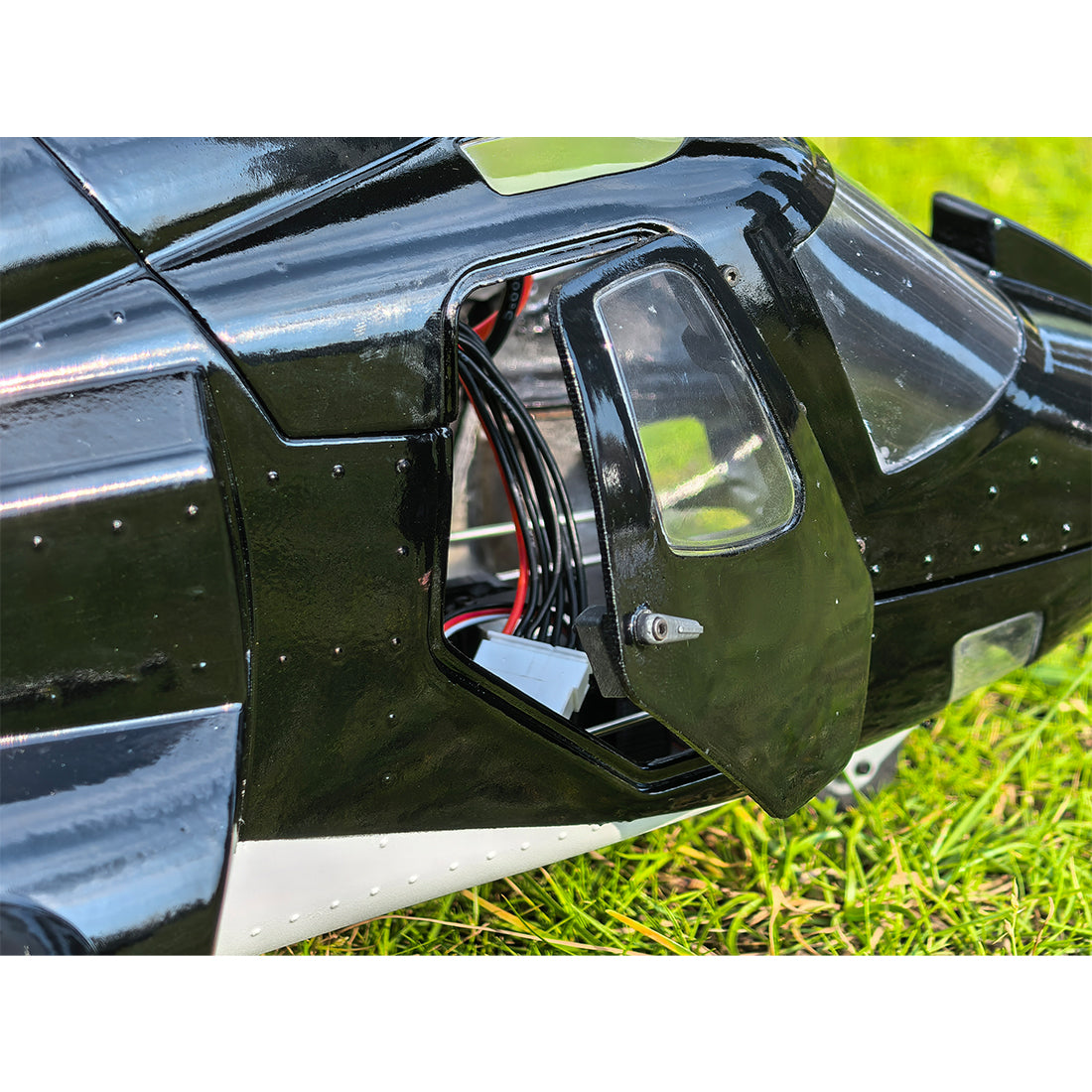 FL500 Air-wolf Pro 500-Class 2.4G 6チャンネルスケール RCヘリコプターモデル（FLISHRC L7飛行コントローラー・4方式測位GPS対応｜RTFバージョン）