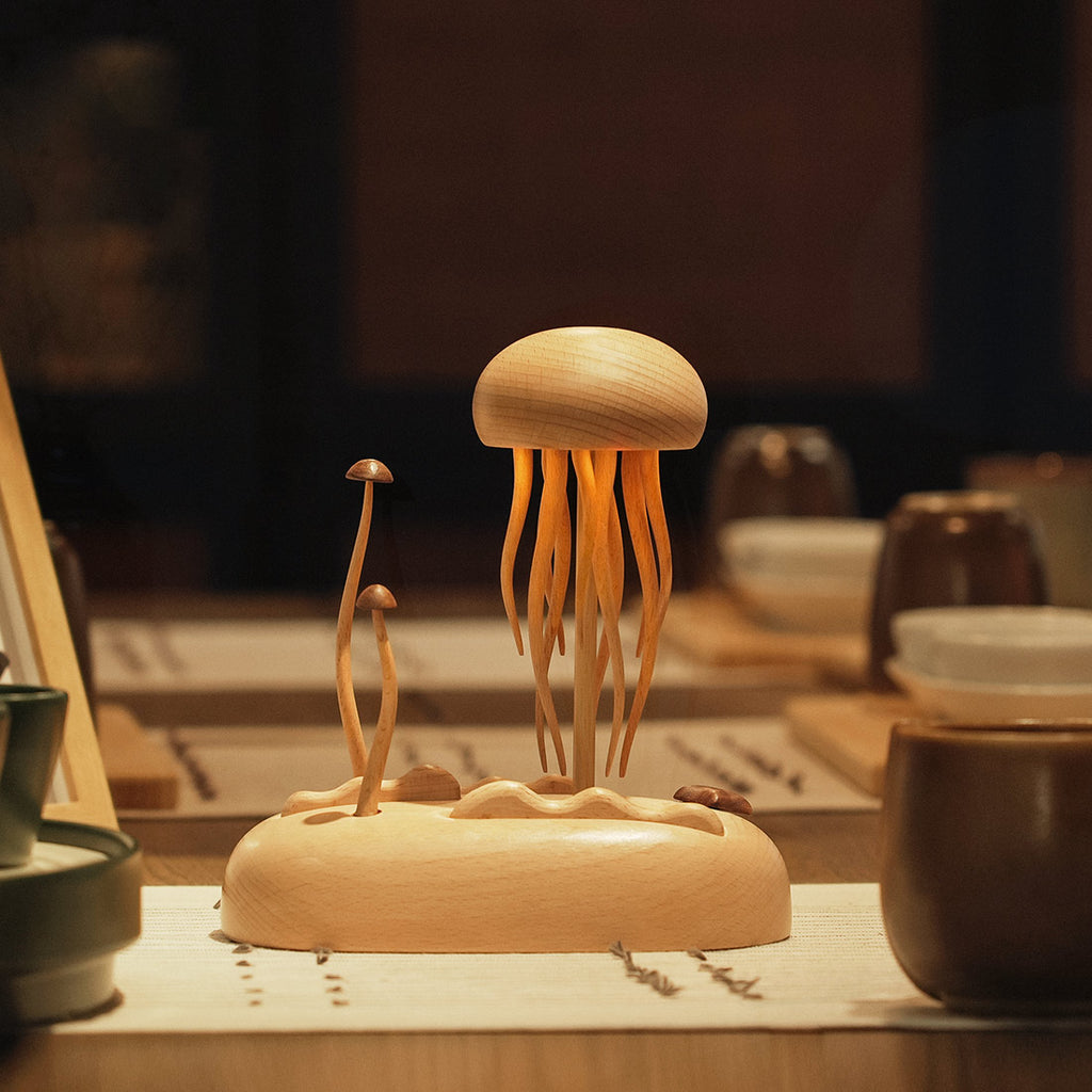 発光木製クラゲ メカニカルオートマトン 完成品 海洋生物可動彫刻 タッチセンサー付き 癒し系卓上ライト置物（オルゴール非搭載）