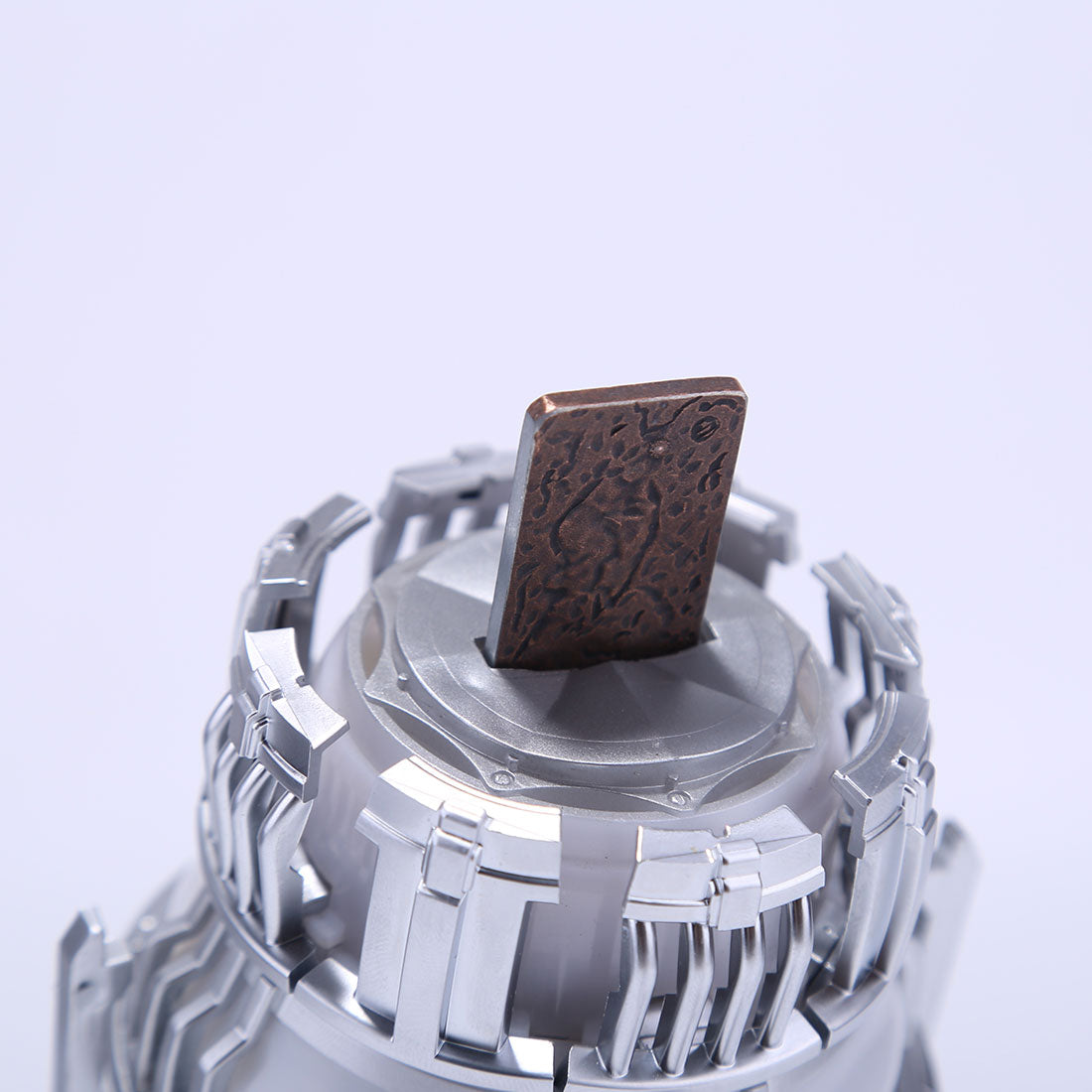 1/1等身 MK3パラジウムアークリアクター模型 インタラクティブ発光 精密再現 未来的デスクディスプレイ コレクション