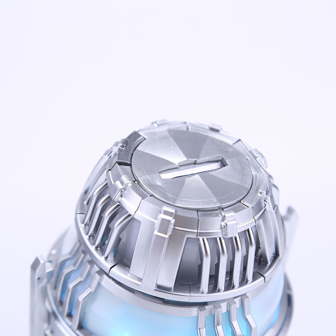 1/1等身 MK3パラジウムアークリアクター模型 インタラクティブ発光 精密再現 未来的デスクディスプレイ コレクション