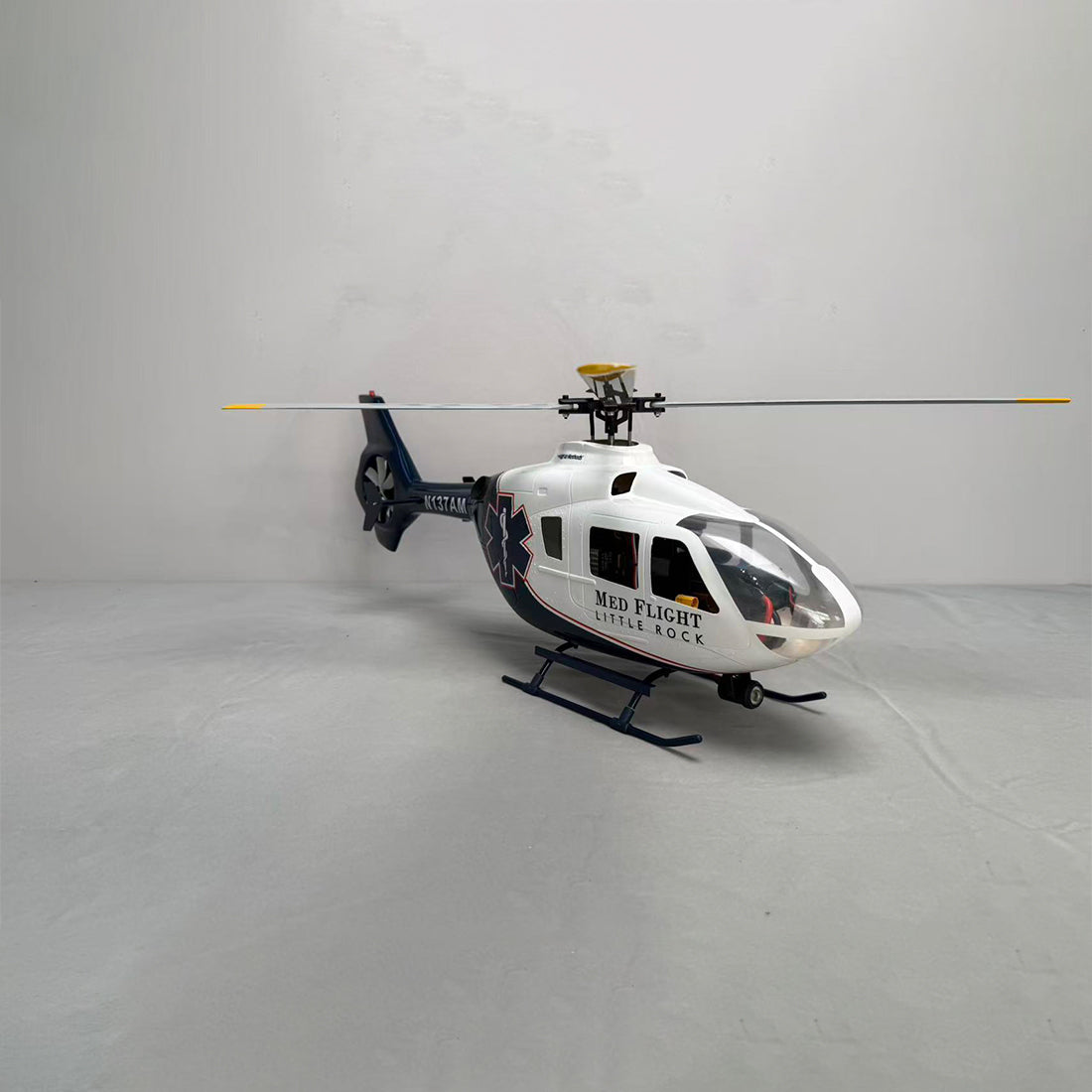 ROBAN EC135 450 Scale RCヘリコプター 2.4G 6CH GPS定位 リアルスケール4ローター 左右ハンドコントロール対応 RTF完成版