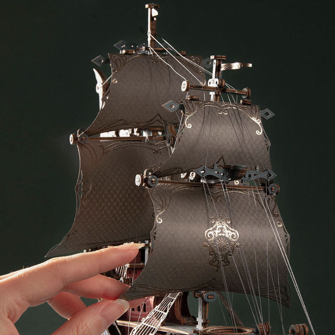 ヴィクトリア調エルフシップ 木製 DIY 組立飛行船 接着剤不要 3D パズル 幻想ファンタジーインテリア