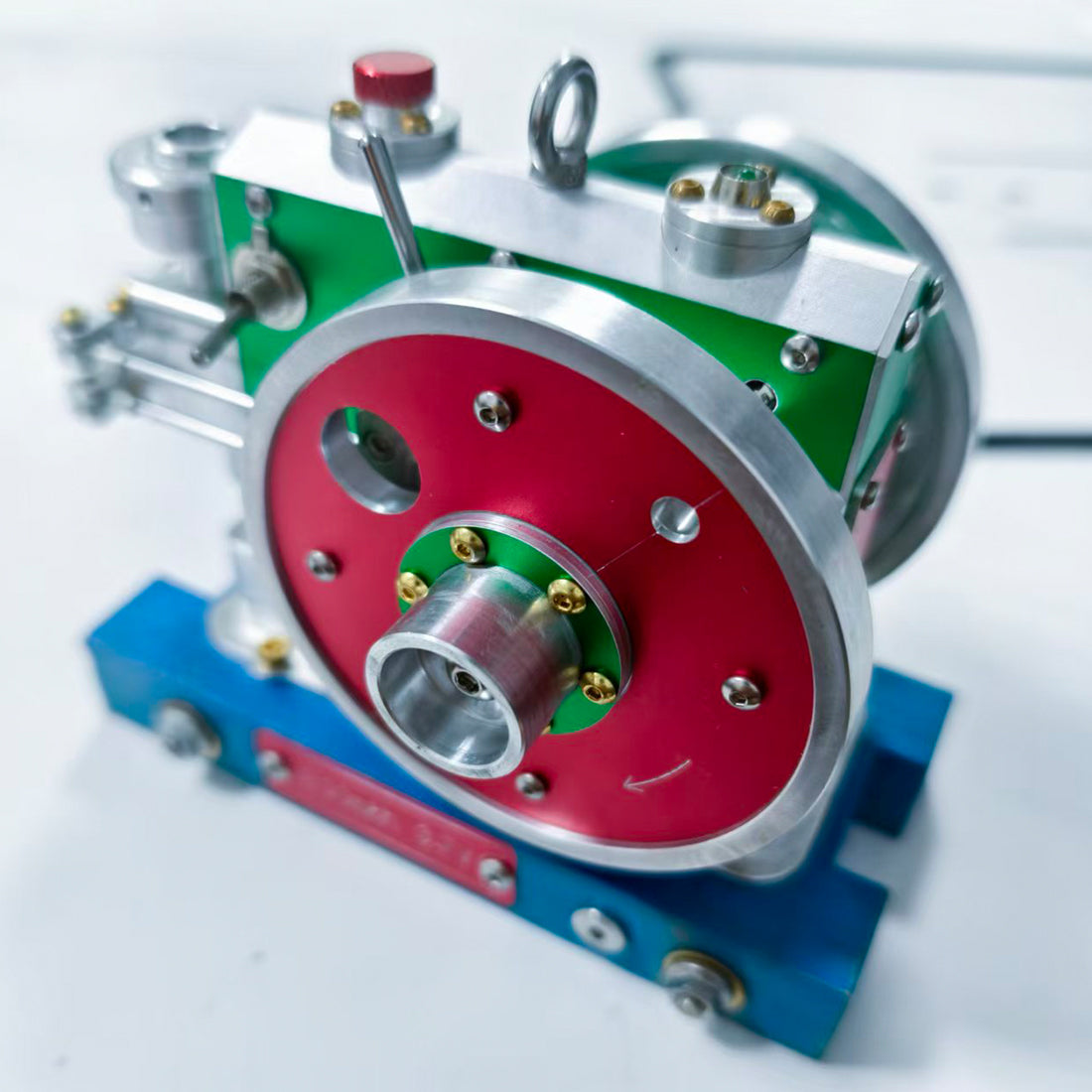 レトロ単気筒エンジン型加湿器 金属製メカモデル Type-C 給電 デスクインテリア贈り物
