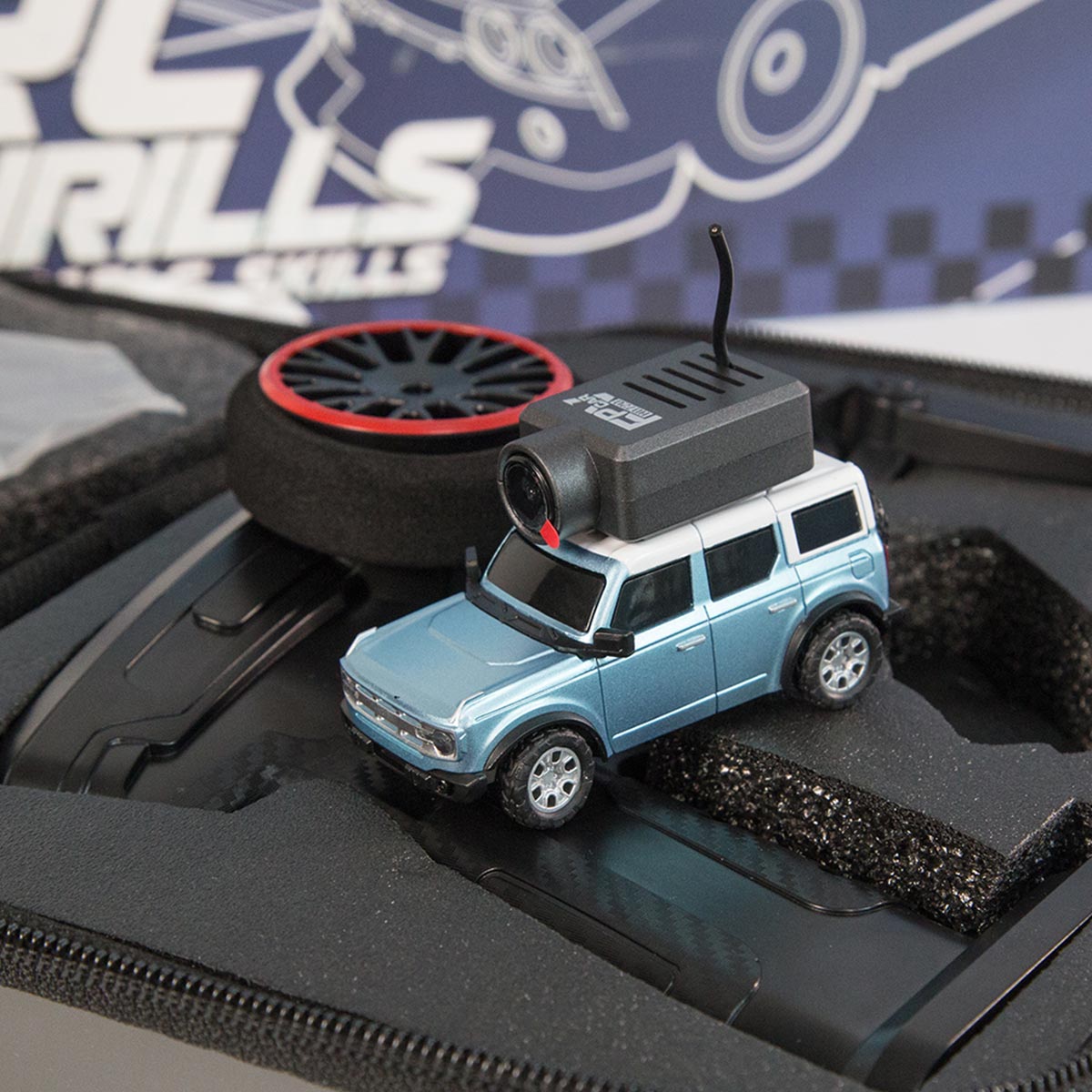 WL 1/64 FPVミニRCカー APP自動ペアリング WIFI制御 収納ケース・トレーラー付き RTRバージョン