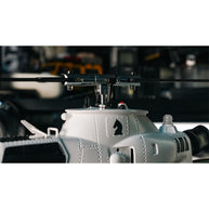 YU XIANG F112S AH-1 1/40スケール 200クラス 2.4G 9CH RC軍用ヘリコプターモデル（5枚羽根・6Gモード・RTF/軍用グリーン）