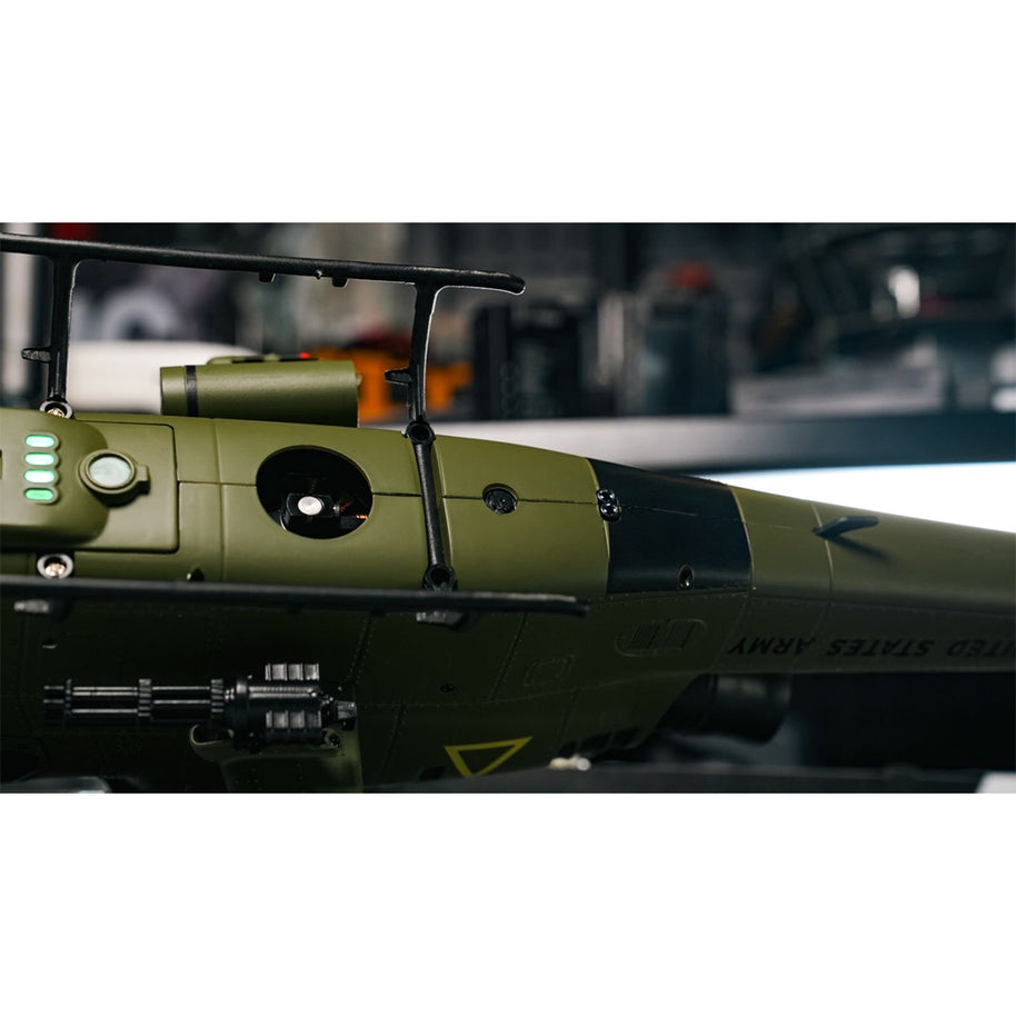 YU XIANG F112S AH-1 1/40スケール 200クラス 2.4G 9CH RC軍用ヘリコプターモデル（5枚羽根・6Gモード・RTF/軍用グリーン）